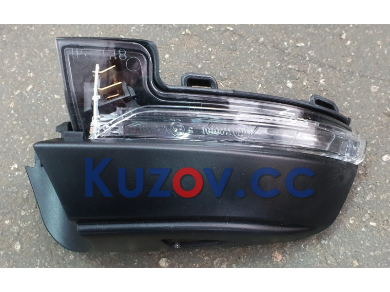 Покажчик повороту правий (на дзеркалі, з підсвіткою) Skoda Octavia A7 2013- (FPS)