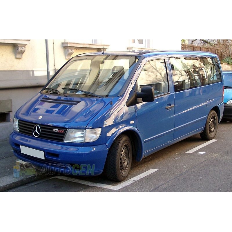 Решітка радіатора Mercedes Vito W638 96-03 (FPS) 6388880004