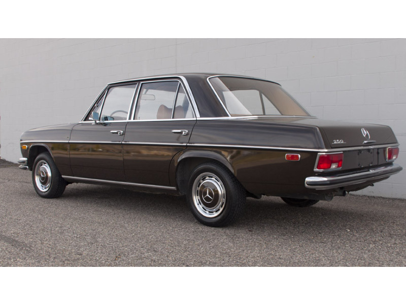 Арка задня права Mercedes W114 седан 68-76 (PL) 5278100402