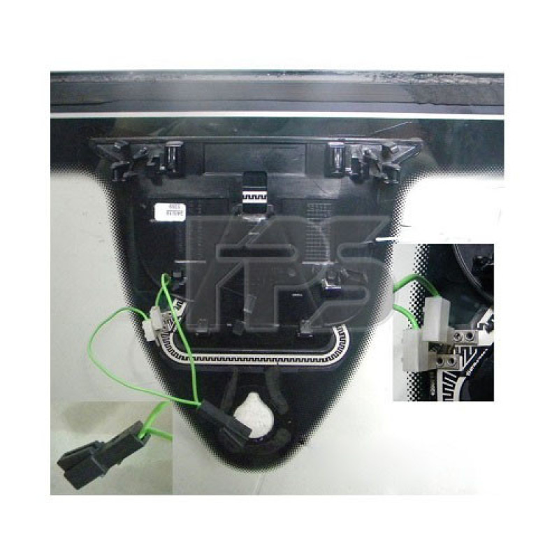 Лобове скло (кріп. датч. вологості / світла / камера) Audi A8 D4 2010-2017 XYG