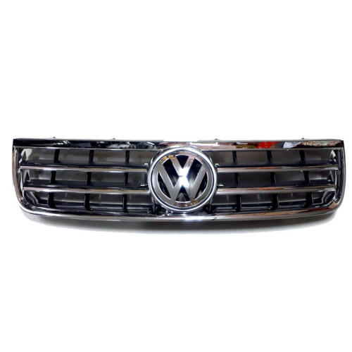 Решітка радіатора VW Touareg 2002-2006 (LKQ) 7L6853651C