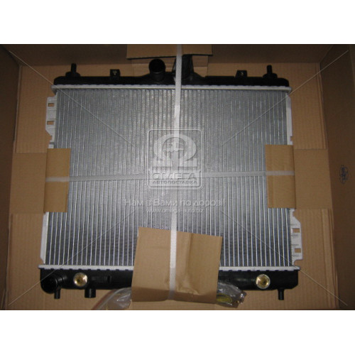 Радіатор охолодження двигуна Hyundai Getz 2002 - АКПП (Nissens) 253101C350