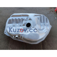 Паливний бак (бензин інжектор) Mazda 626 GD 1986-1991 LKQ 6J8342110A