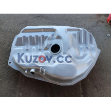 Паливний бак (бензин інжектор) Mazda 626 GD 1986-1991 LKQ 6J8342110A