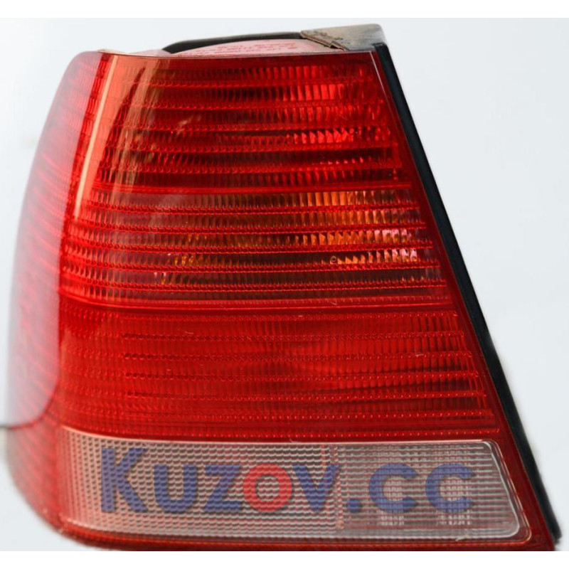 Ліхтар задній VW Bora 99-05 правий (FPS) біла вставка 1J5945096AA