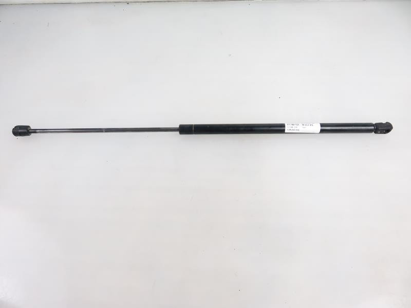 Амортизатор багажника Mercedes ML W163 1998-2005 Monroe A1637400345