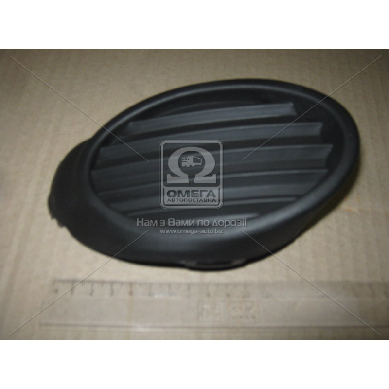 Заглушка протитуманної фари права Ford Focus 3 11-14 (Tempest) BM5119952B