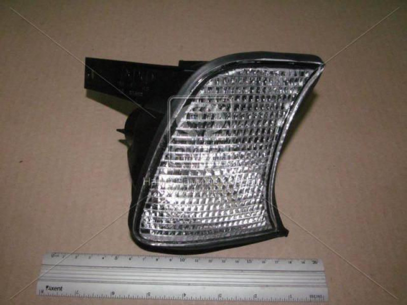 Покажчик повороту BMW 5 E34 правий білий (TYC) 82199404276