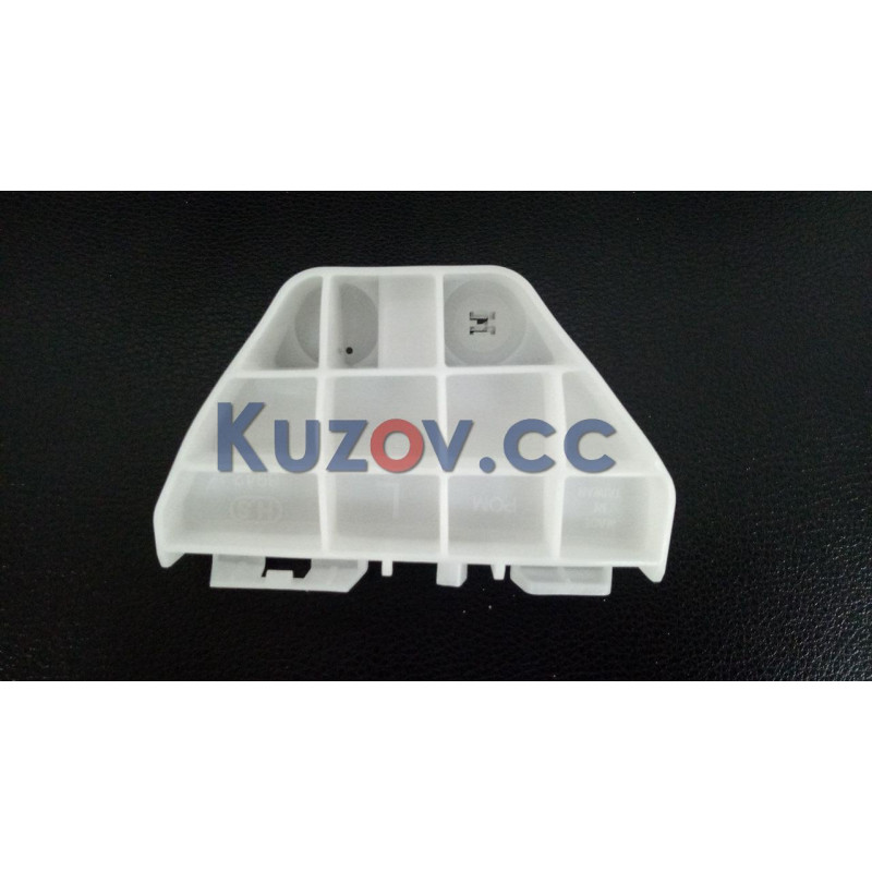 Кріплення бампера праве (під ліхтарем) Toyota Corolla E14/E15 2010-2013 FPS 5256202120