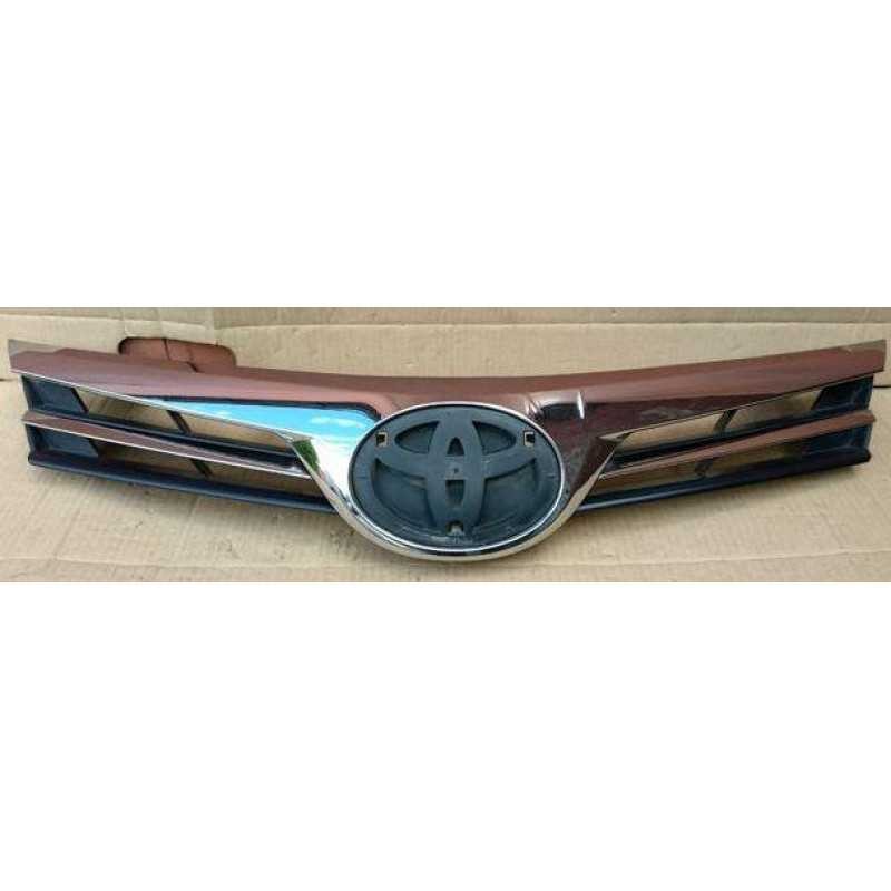 Решітка радіатора Toyota Corolla E18 16- (Tempest) 5310002B70