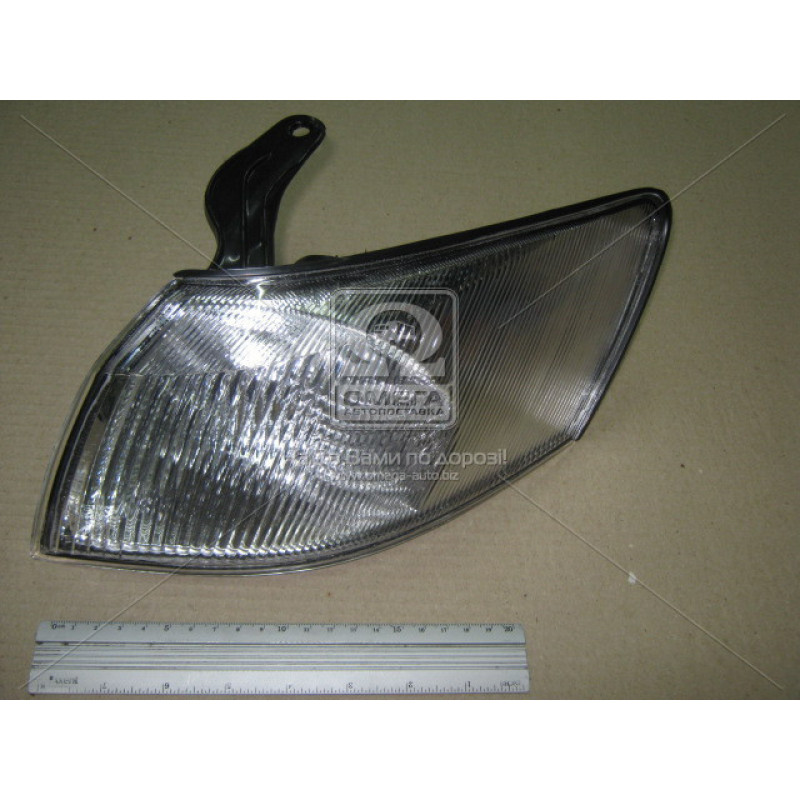 Покажчик повороту Toyota Camry V20 97-99 лівий фари H4 EUR (DEPO) 81520-33030