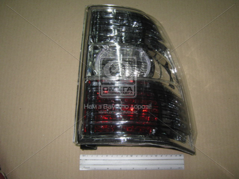 Ліхтар задній Mitsubishi Pajero Wagon 07 - правий (DEPO) 8330A598