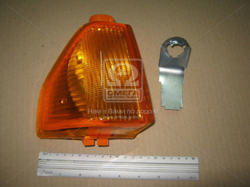 Покажчик повороту Ford Escort 81-86 правий жовтий (DEPO)