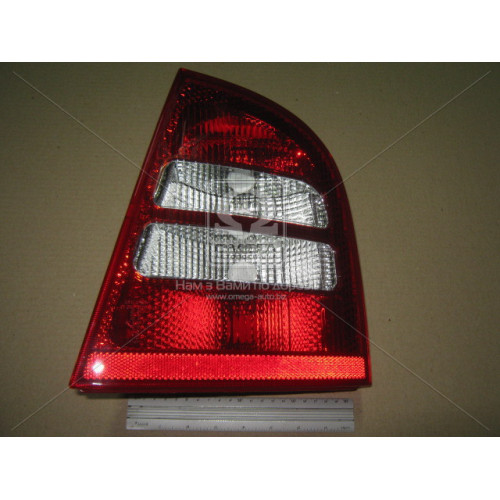 Ліхтар правий Skoda Octavia Tour 00-09 ліфтбек DEPO 1U6945112C