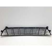 Решітка переднього бампера середня Renault Dokker 12- (Tempest) 622547542R