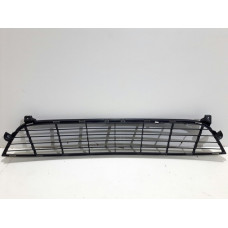 Решітка переднього бампера середня Renault Dokker 12- (Tempest) 622547542R