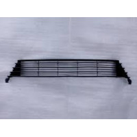 Решітка переднього бампера середня Toyota Corolla E18 16- (Tempest) 5311202540