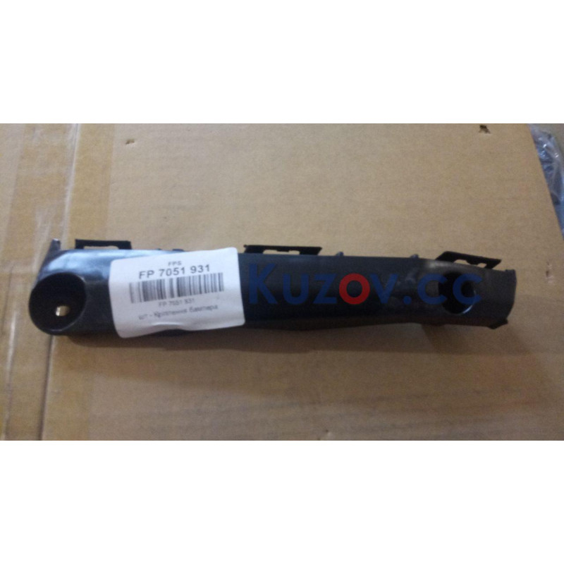 Кріплення бампера переднє праве Toyota Camry XV50 2011-2014 Тайвань 5253506130