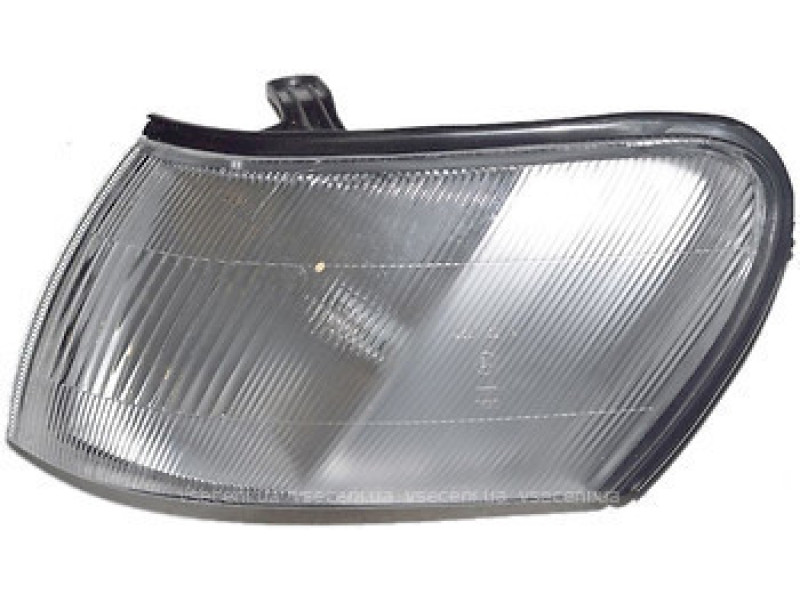 Ліхтар габаритний Toyota Corolla E10 правий Depo 8161012580