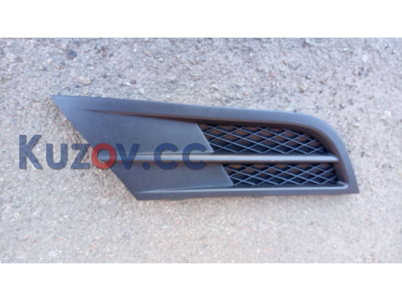 Решітка бампера ліва VW Jetta 6 14 - без отв. під (FPS) 5C6853665G