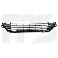 Решітка бампера середня нижня Peugeot 207 09-12 (чорна з хром молдингами) (FPS)