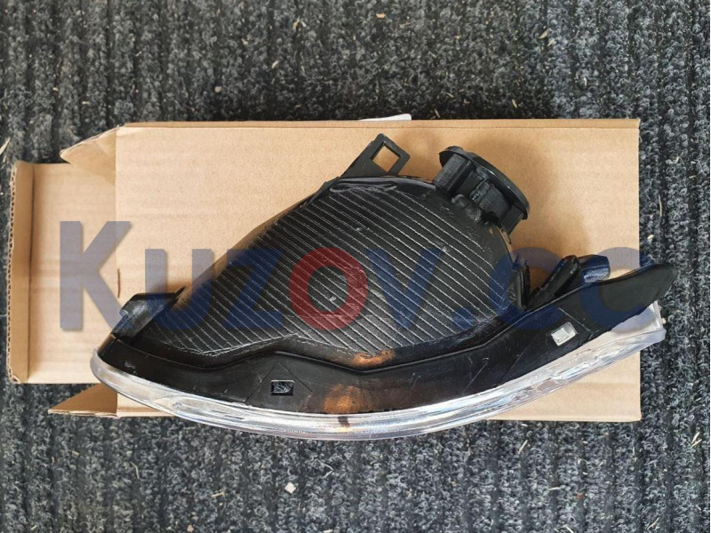 Протитуманна фара права Lexus RX 2003-2008 (FPS) 8122148020