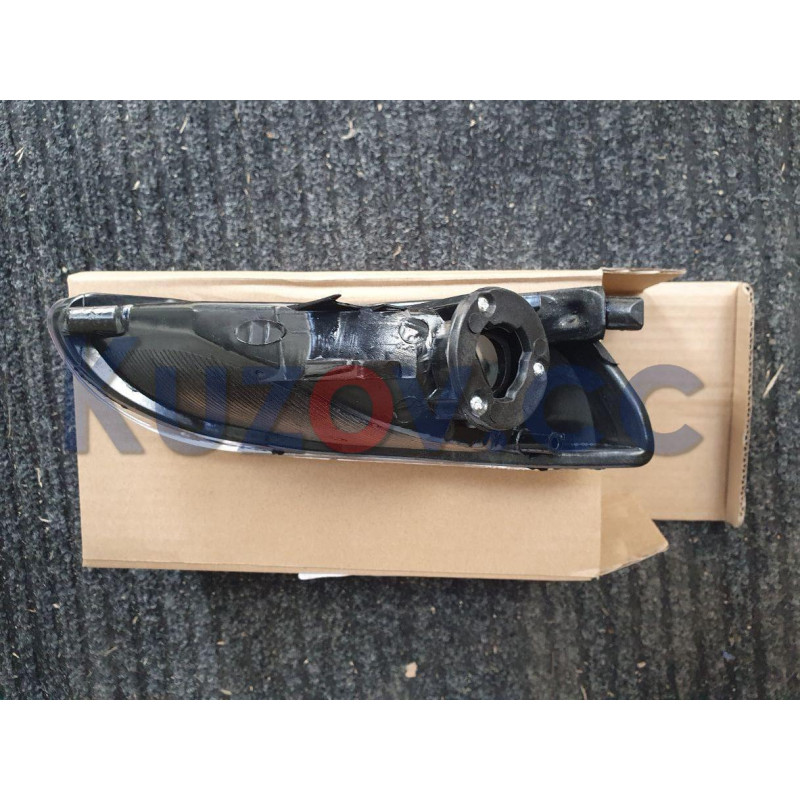 Протитуманна фара права Lexus RX 2003-2008 (FPS) 8122148020