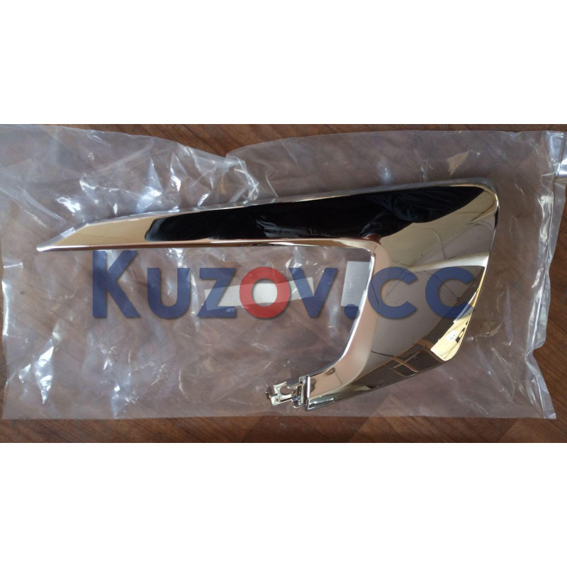 Молдинг переднього бампера Mitsubishi ASX 16-, Outlander Sport USA верхній правий (Signeda) 6407A170