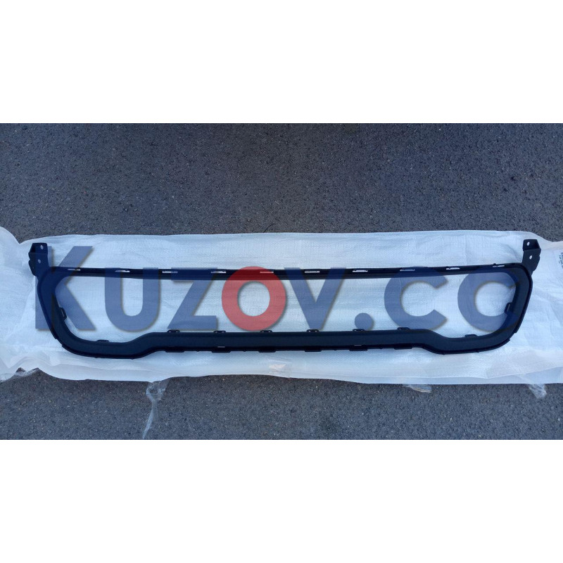 Молдинг решітки бампера Jeep Cherokee KL 13-18 чорний (Тайвань) рамка 68210024AC