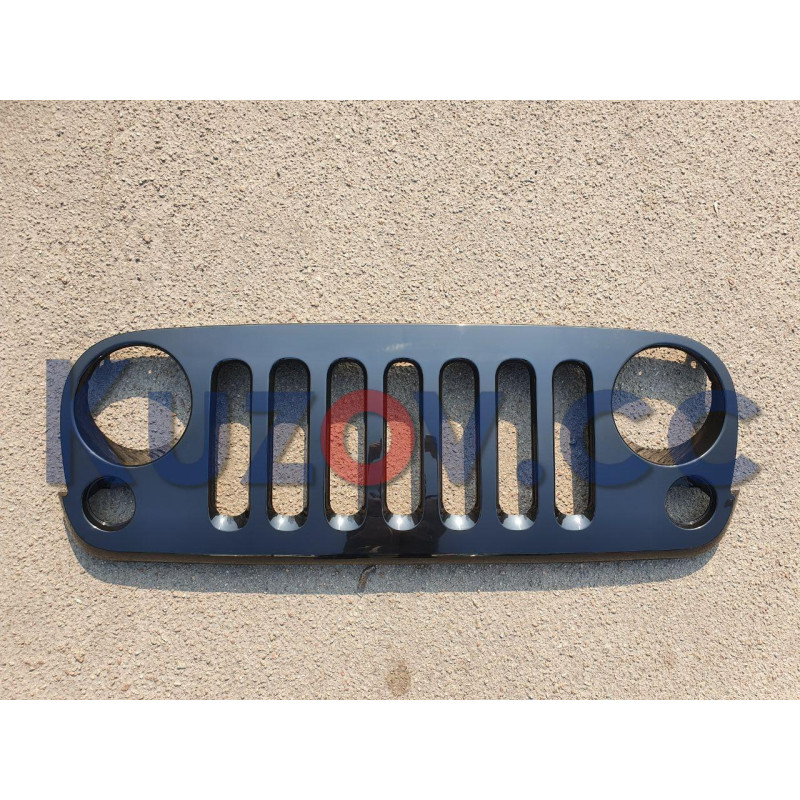 Решітка радіатора чорна Jeep Wrangler 07-18 (FPS)