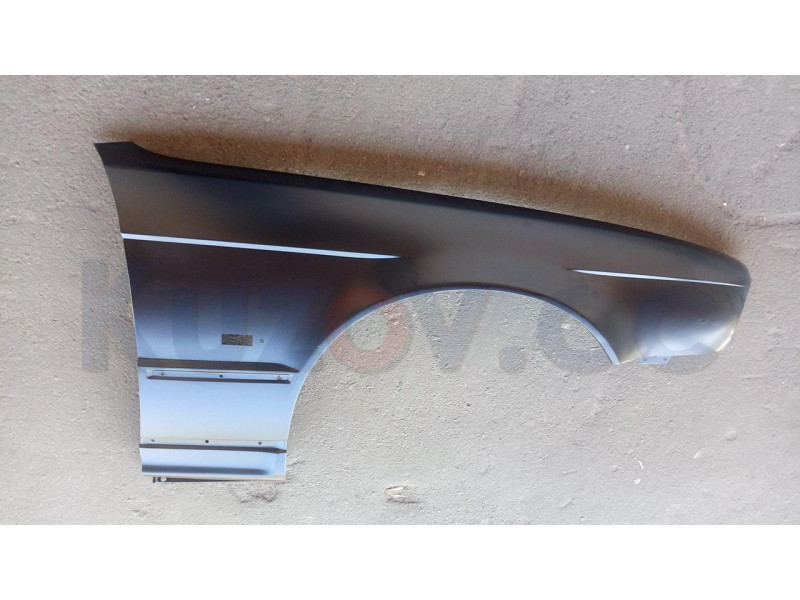 Крило переднє праве BMW 5 E34 (88-97) з отв. повторювача (LKQ) 41351946930