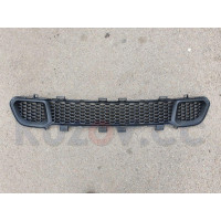 Решітка бампера середня чорна Jeep Cherokee KL 13-18 (FPS)