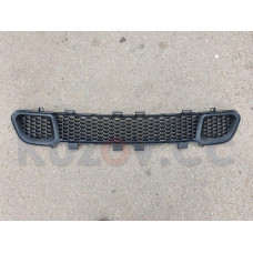 Решітка бампера середня чорна Jeep Cherokee KL 13-18 (FPS)