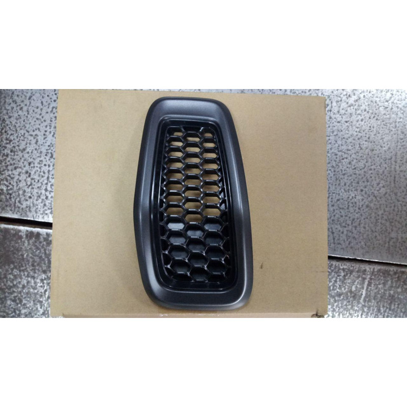 Решітки капота Jeep Cherokee KL 14-18 комплект (Китай) решітка радіатора 5RB21XS9AB