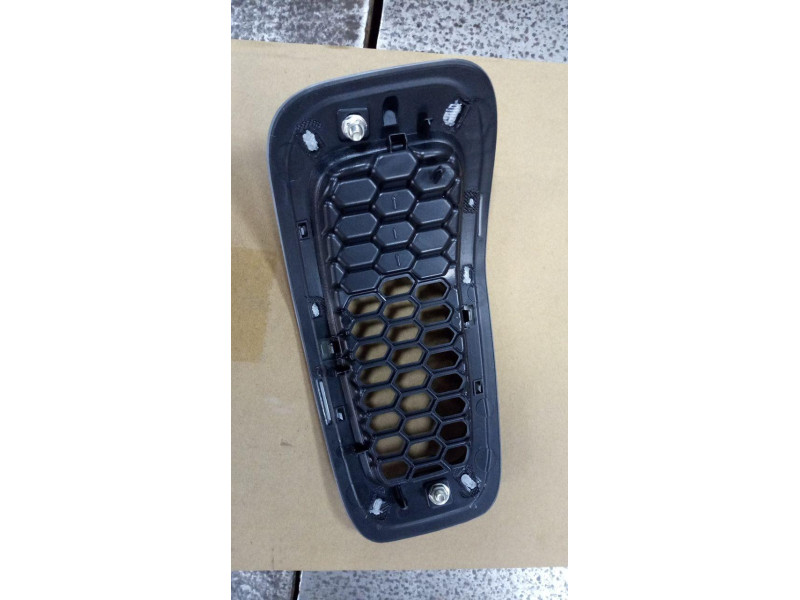Решітки капота Jeep Cherokee KL 14-18 комплект (Китай) решітка радіатора 5RB21XS9AB