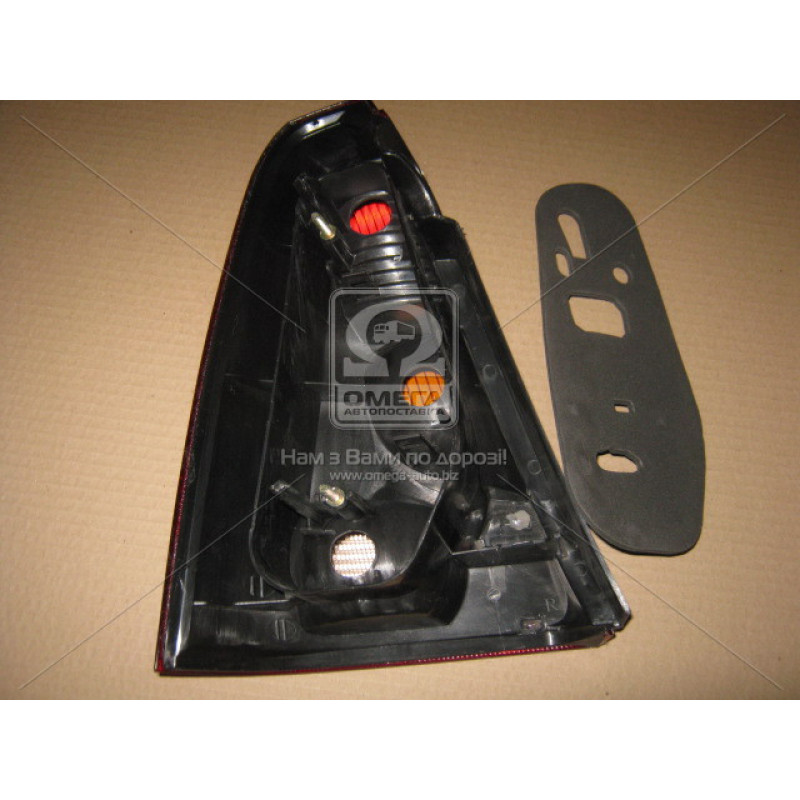 Ліхтар задній правий Renault Logan 04-08, Dacia Logan 04-08 (Китай, Tempest) 6001546795