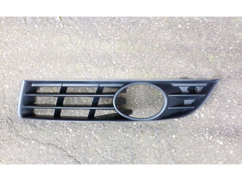 Решітка бампера права VW Passat B6 05-10 (Tempest) 3C0853666A9B9