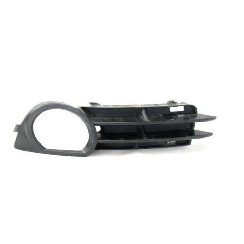 Решітка переднього бампера ліва Audi A3 2003-2008 з отв. LKQ 8P4807681B