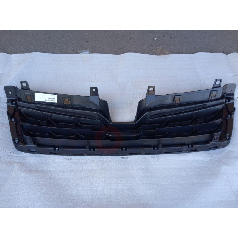Решітка радіатора Subaru Forester SJ 17-18 (Тайвань) 91121SG280