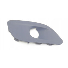 Решітка бампера Peugeot 308 13-17 права (FPS) c отвором