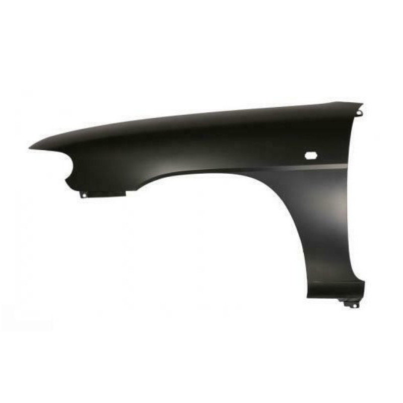 Крило переднє Daewoo Nubira (J100) 97-99 ліве LKQ A96308556