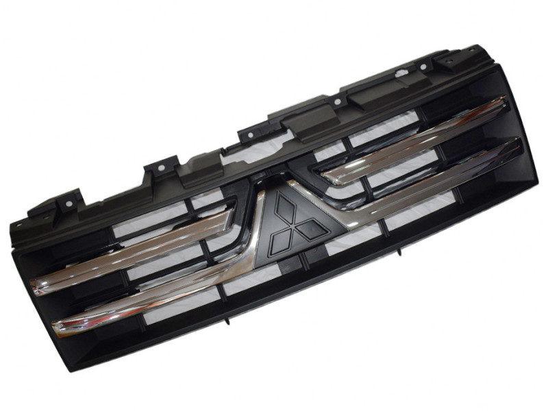 Решітка радіатора Mitsubishi Pajero Wagon 4 07 - хром/чорний. (FPS) 7450A368