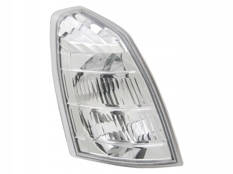 Покажчик повороту Nissan X-Trail T30 01-07 правий TYC 261308H700