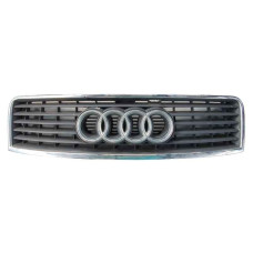 Решітка радіатора Audi A6 01-05 (FPS) 4B0853651F
