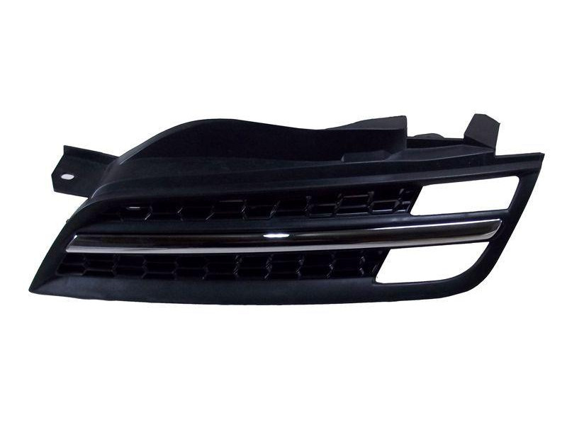 Решітка радіатора Nissan Micra K12 05-10 права LKQ 62320BC41A