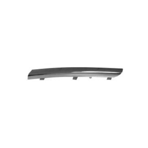 Решітка радіатора Nissan Almera 2002-2006 права, хром FPS 62386BN700