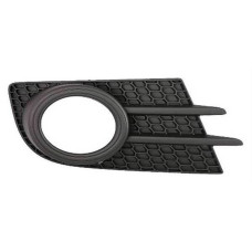 Решітка бампера VW Tiguan 11-17 Sport права (FPS) з отвором