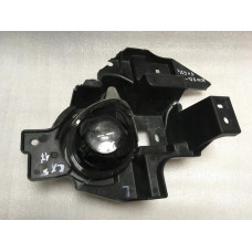 Кріплення правої протитуманної фари Mazda CX-5 2017- Signeda KB8B-51-694