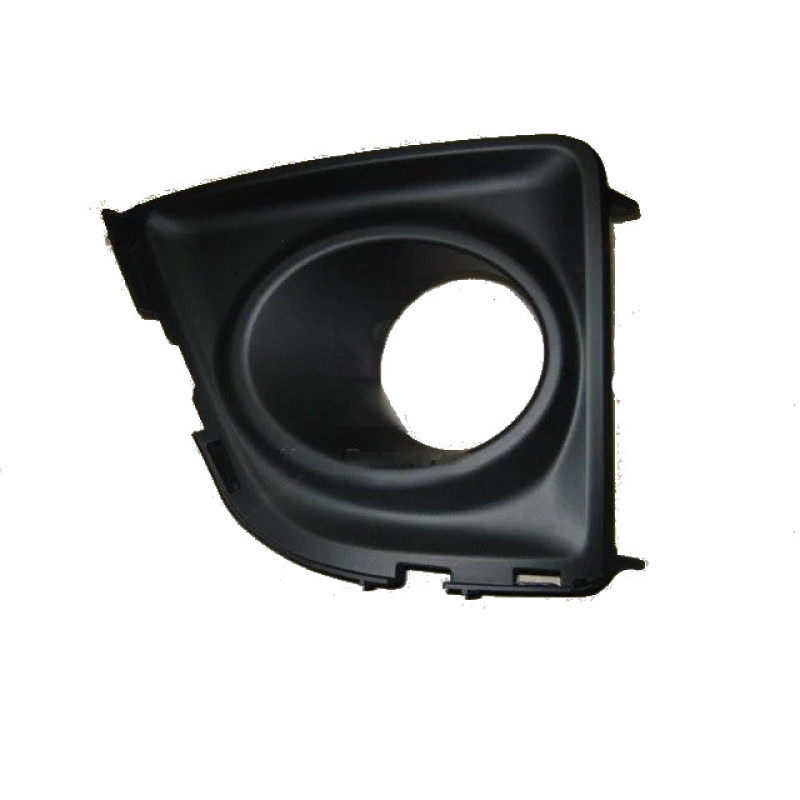 Решітка бампера ліва Тoyota Corolla 13- (Tempest) 8148202390