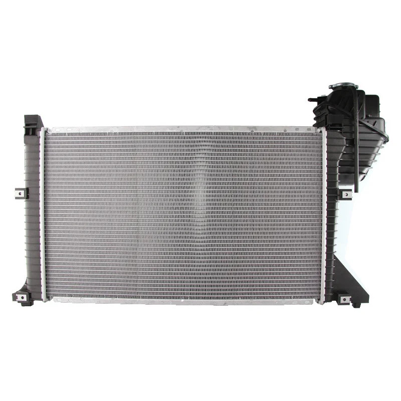 Радіатор охолодження двигуна (паяний) Mercedes Sprinter 00-06 MT, A/C (Tempest) A9015003600